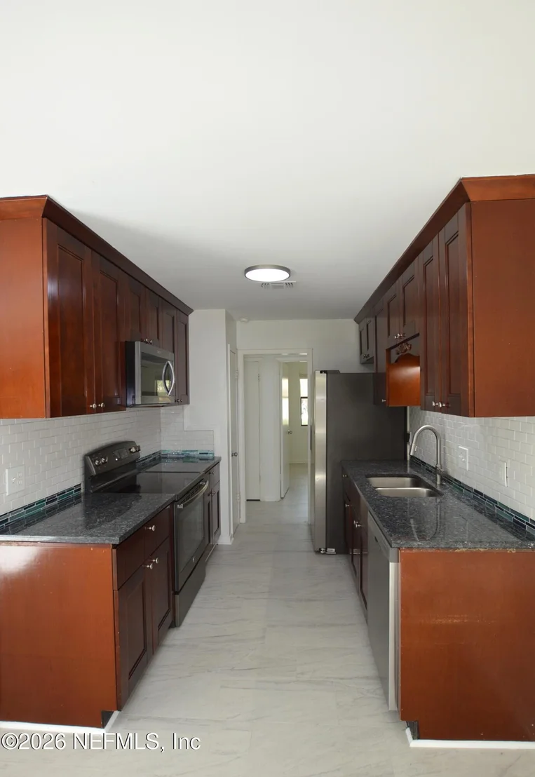 Photo of 2045 DERRINGER Road