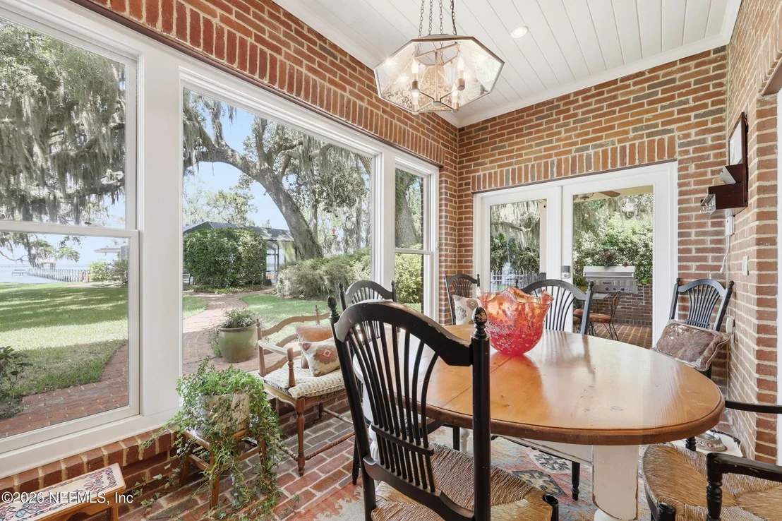 Photo of 13200 MANDARIN Road
