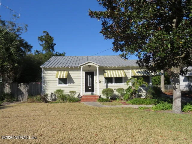 Photo of 4649 CAMBRIDGE Road