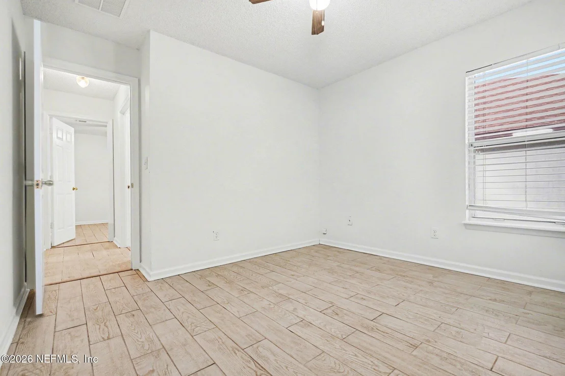 Photo of 1821 HEARTPINE Drive