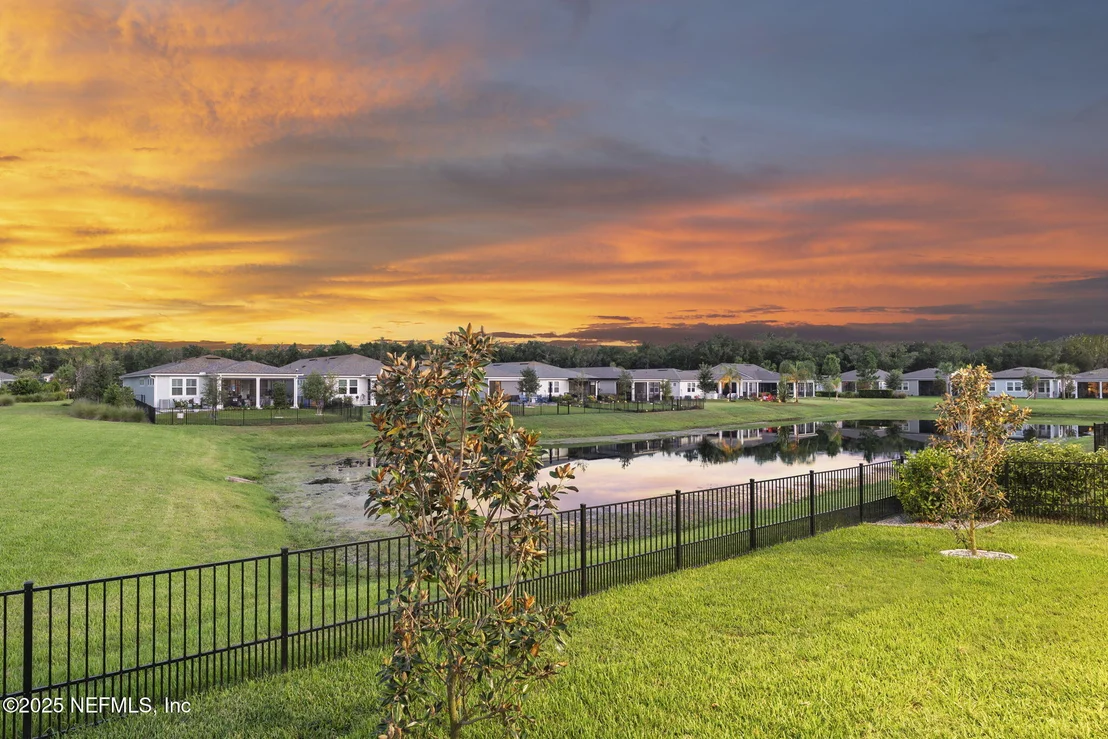 Photo of 243 PINELLAS Way