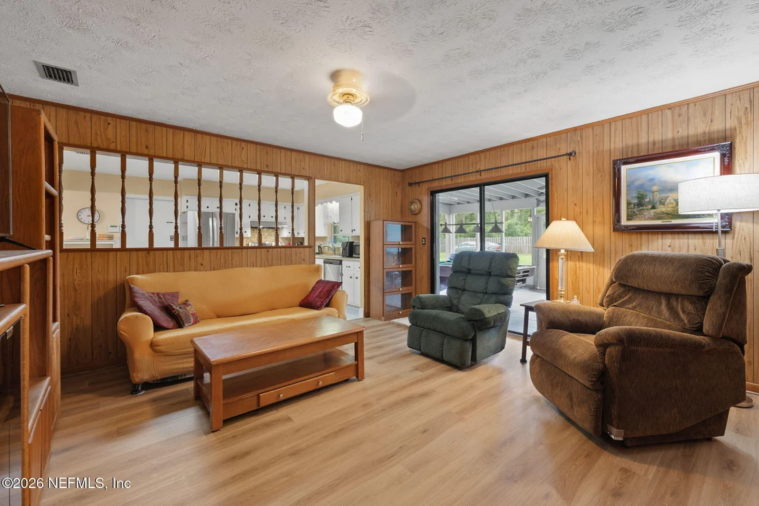 Photo of 3934 SPRING GLEN Road
