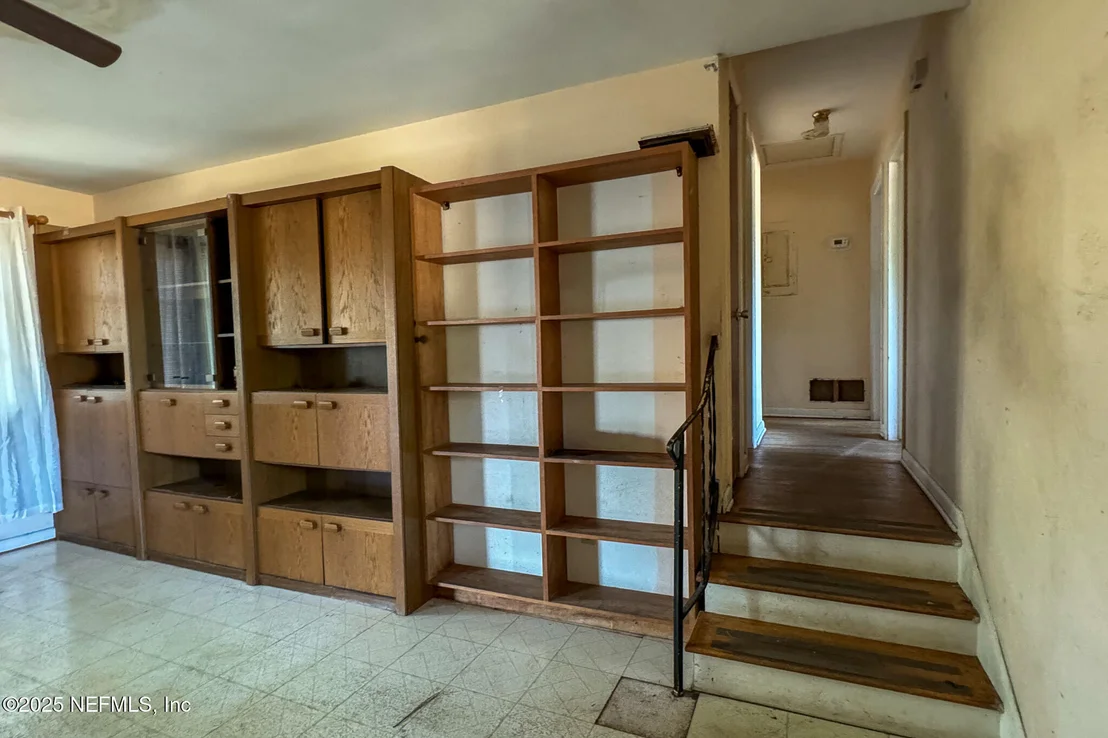 Photo of 6537 SIMCA Drive