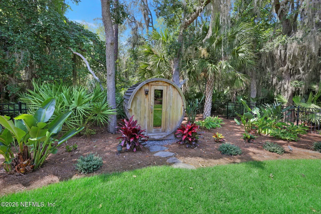 Photo of 122 SENORA Court