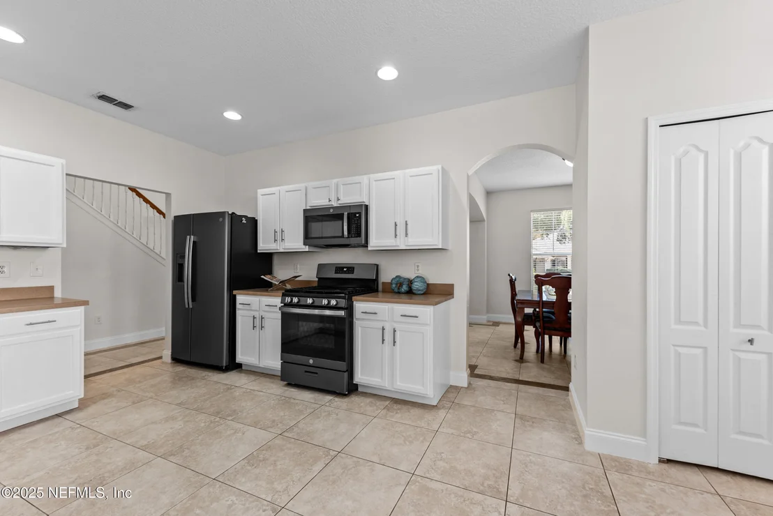 Photo of 1042 GARRISON Drive