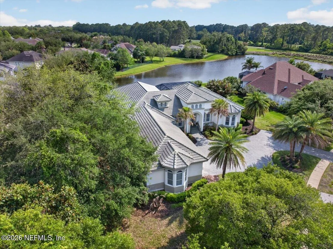 Photo of 161 N RIVER Drive