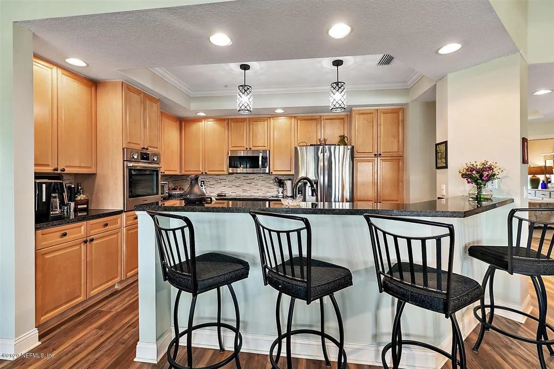 Photo of Unit 1334 at 355 N SHORE Circle