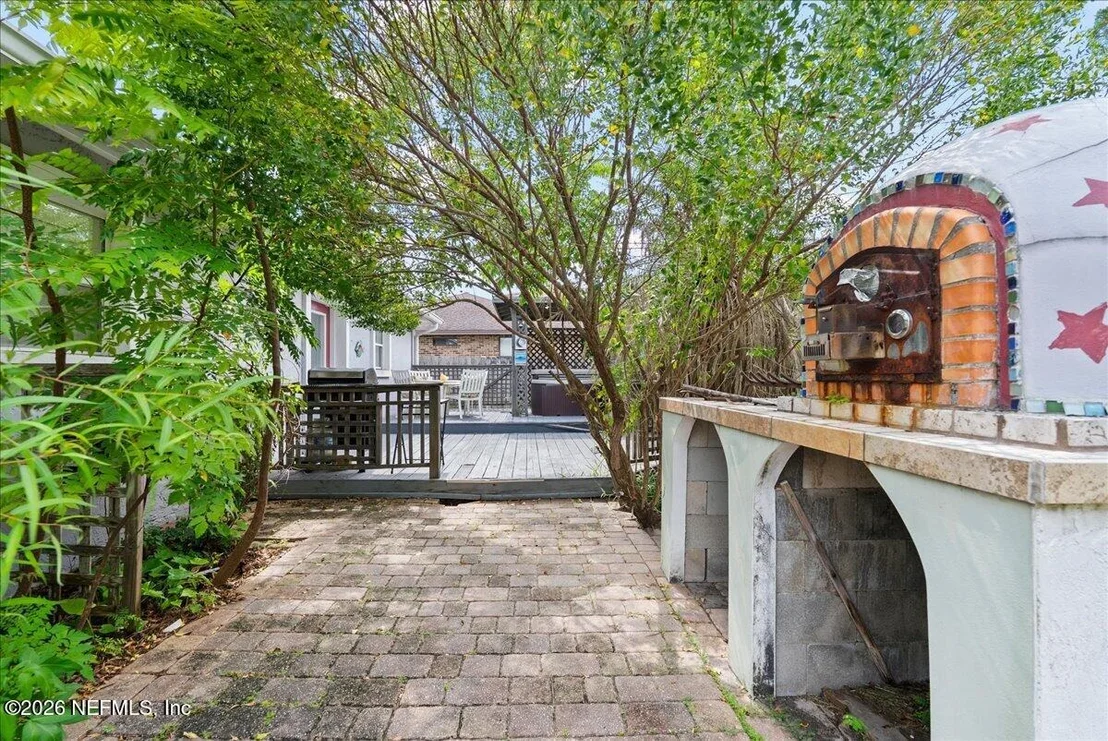 Photo of 212 KENAN Street