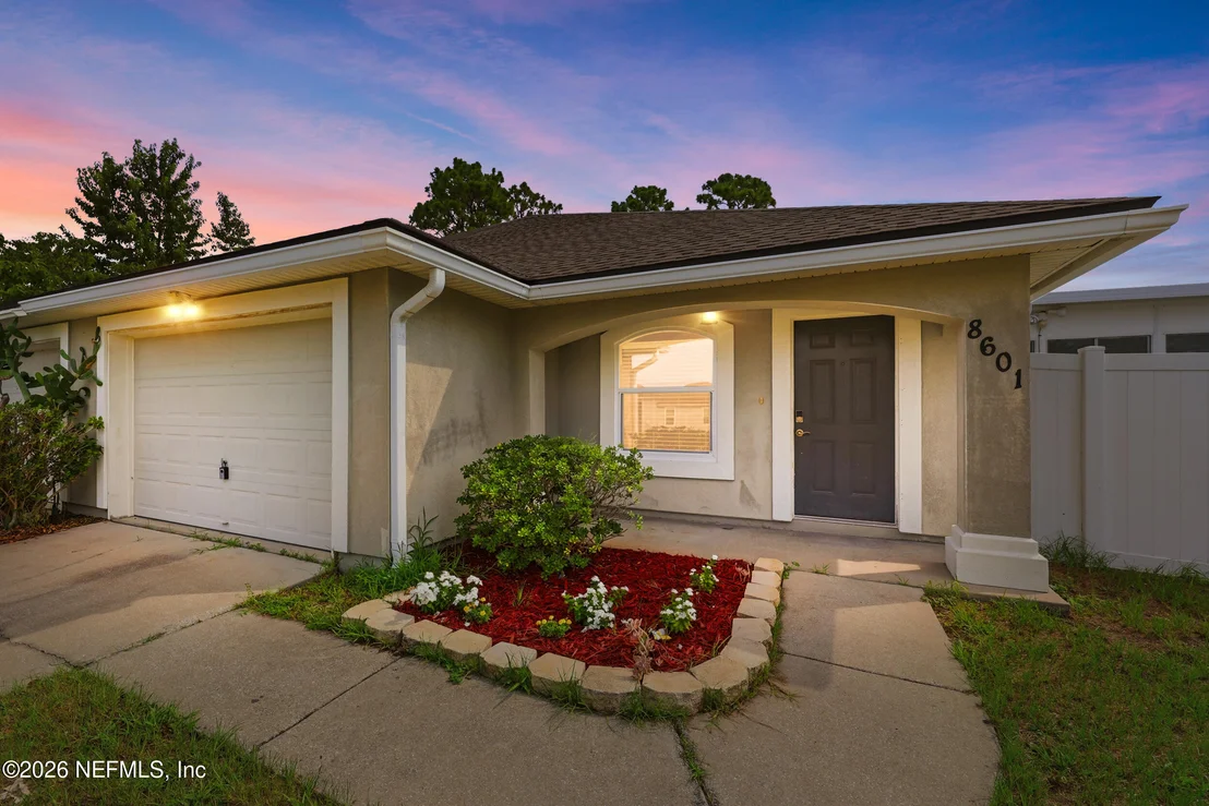 Photo of 8601 JULIA MARIE Circle