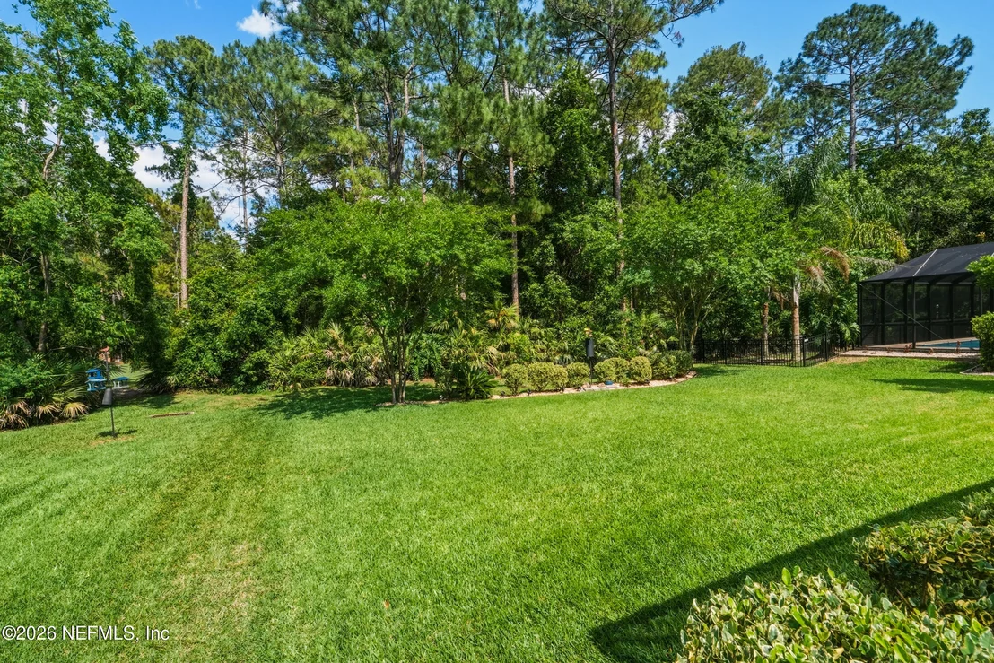 Photo of 24 GREENVIEW Lane