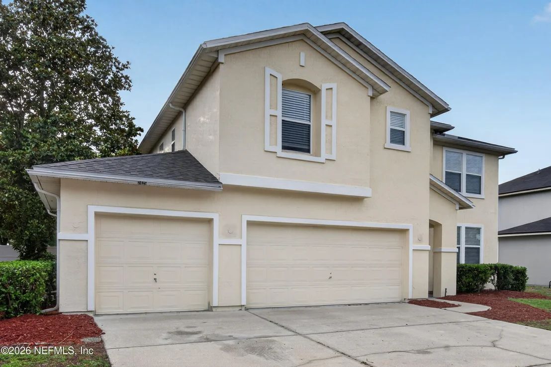 Photo of 2425 ADAMS LAKE Boulevard
