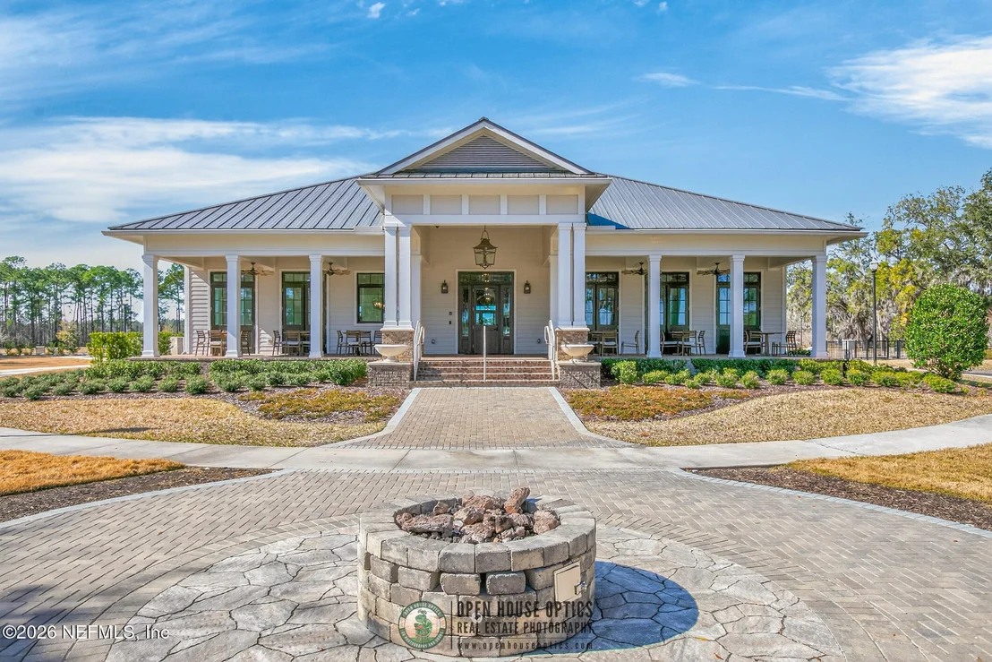 Photo of 698 NATURELAND Circle