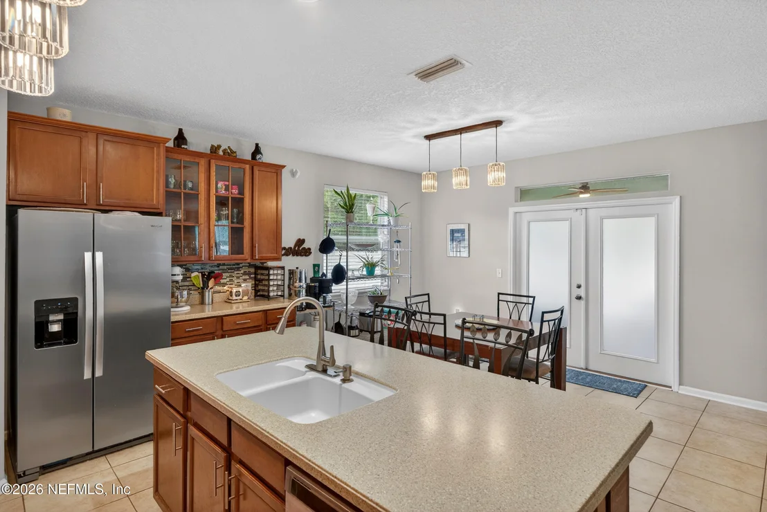 Photo of 356 SUNSHINE Drive
