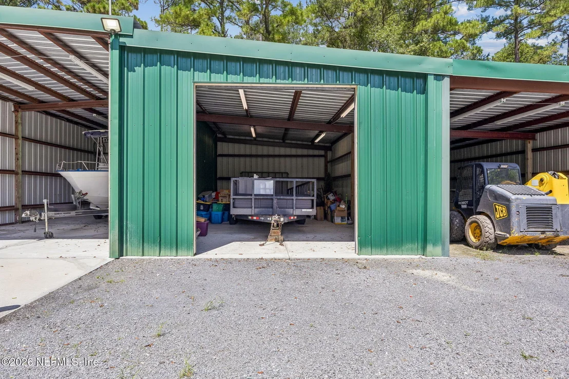 Photo of 35487 QUAIL Road N