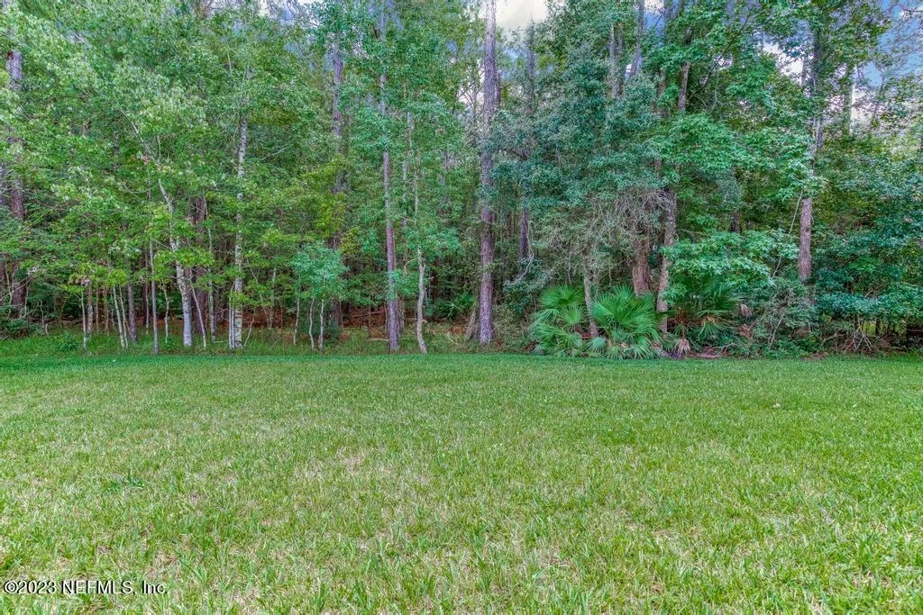 Photo of 1604 SUGAR LOAF Lane