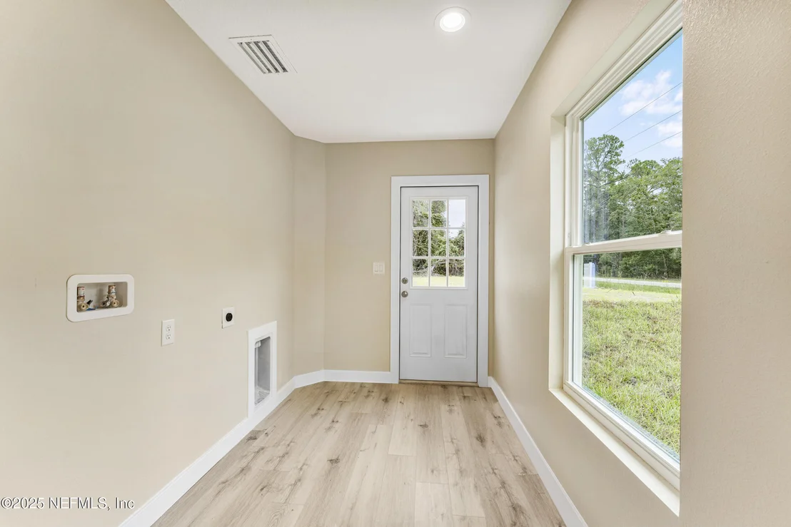 Photo of 101 SE 3RD Street