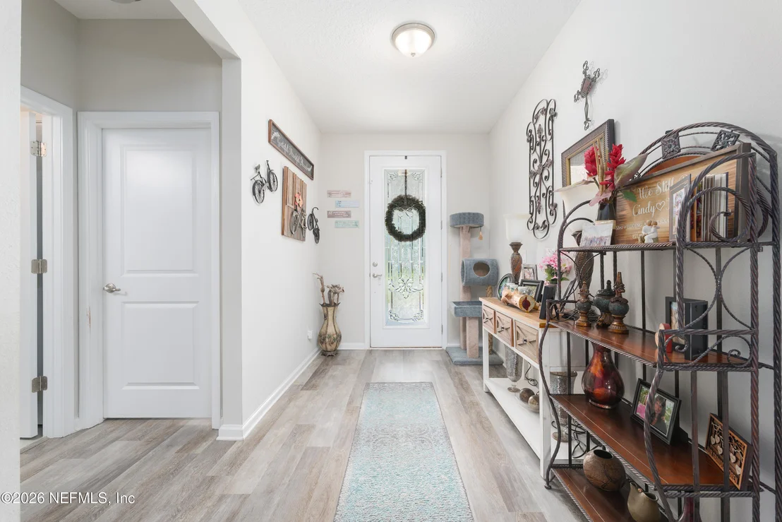 Photo of 607 WILLOW LAKE Drive