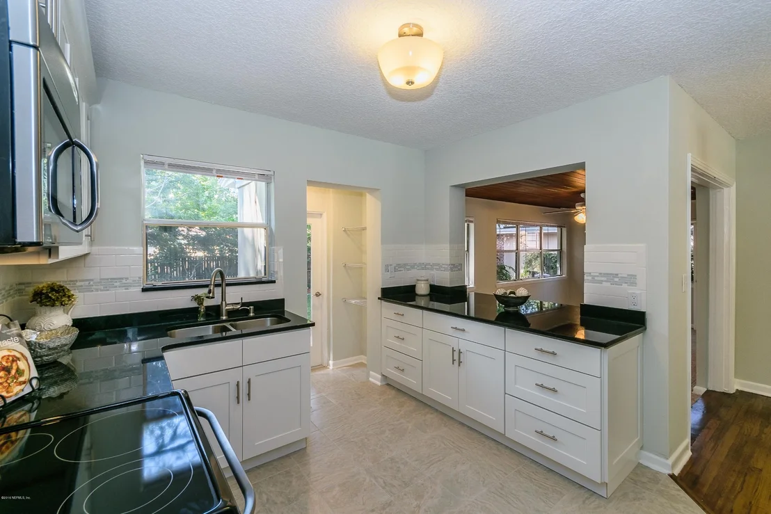 Photo of 6330 WESLEYAN Road