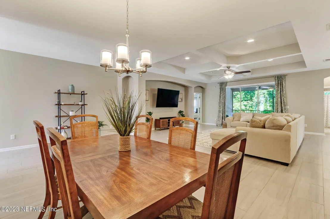 Photo of 85771 BLACK TERN Drive