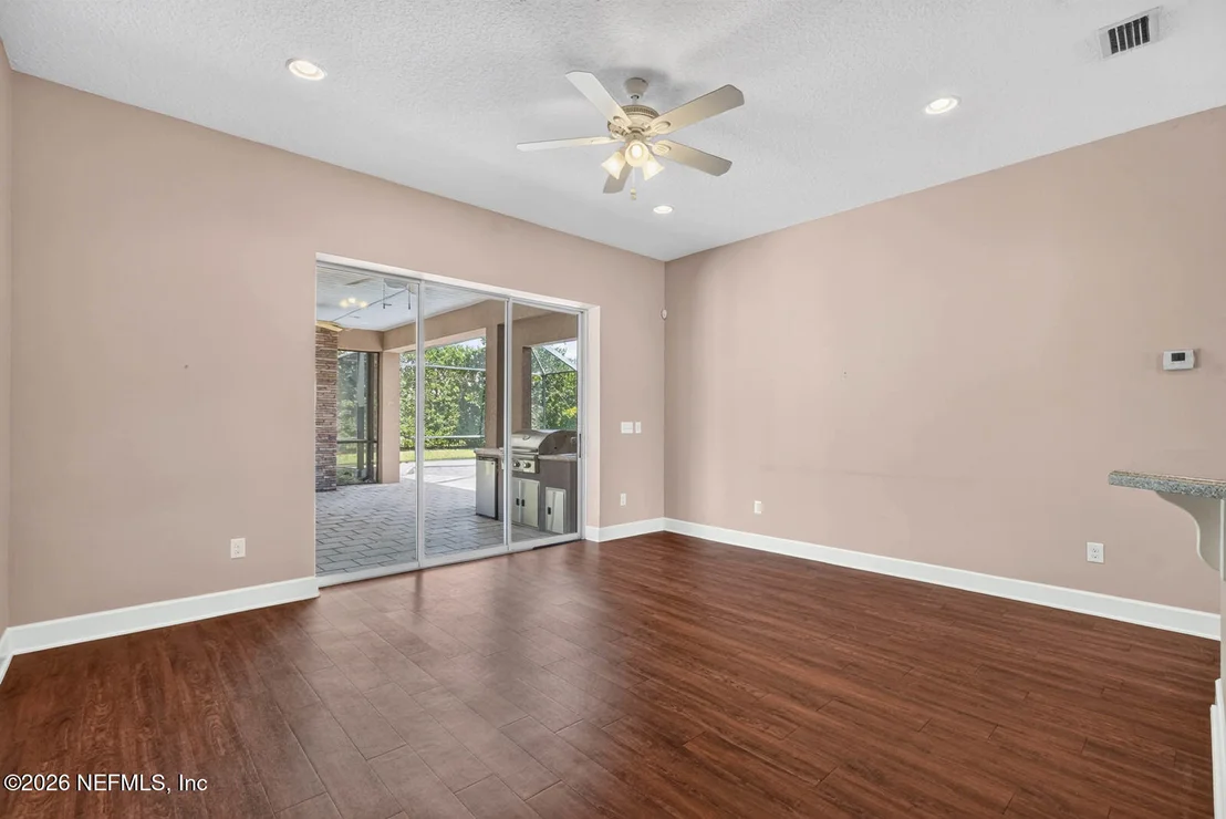 Photo of 412 MARIBELLA Court