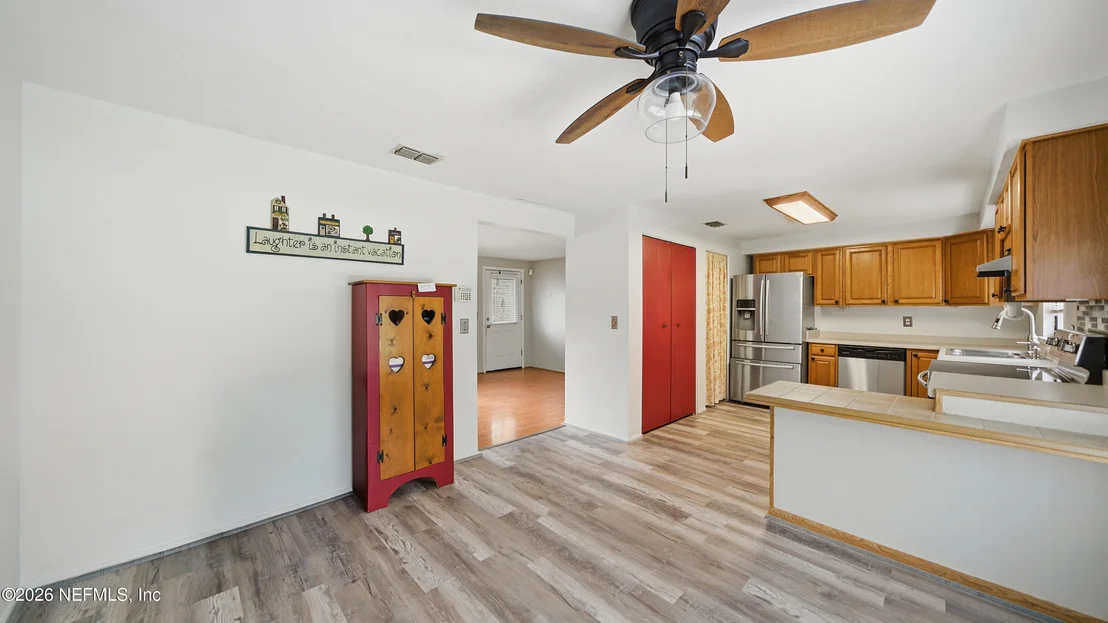 Photo of 1633 MARY BETH Drive