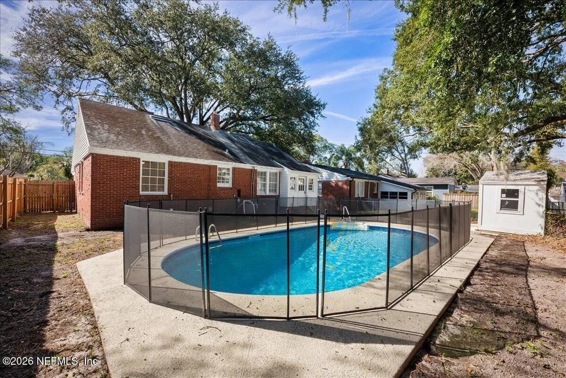 Photo of 1639 PARRISH Place