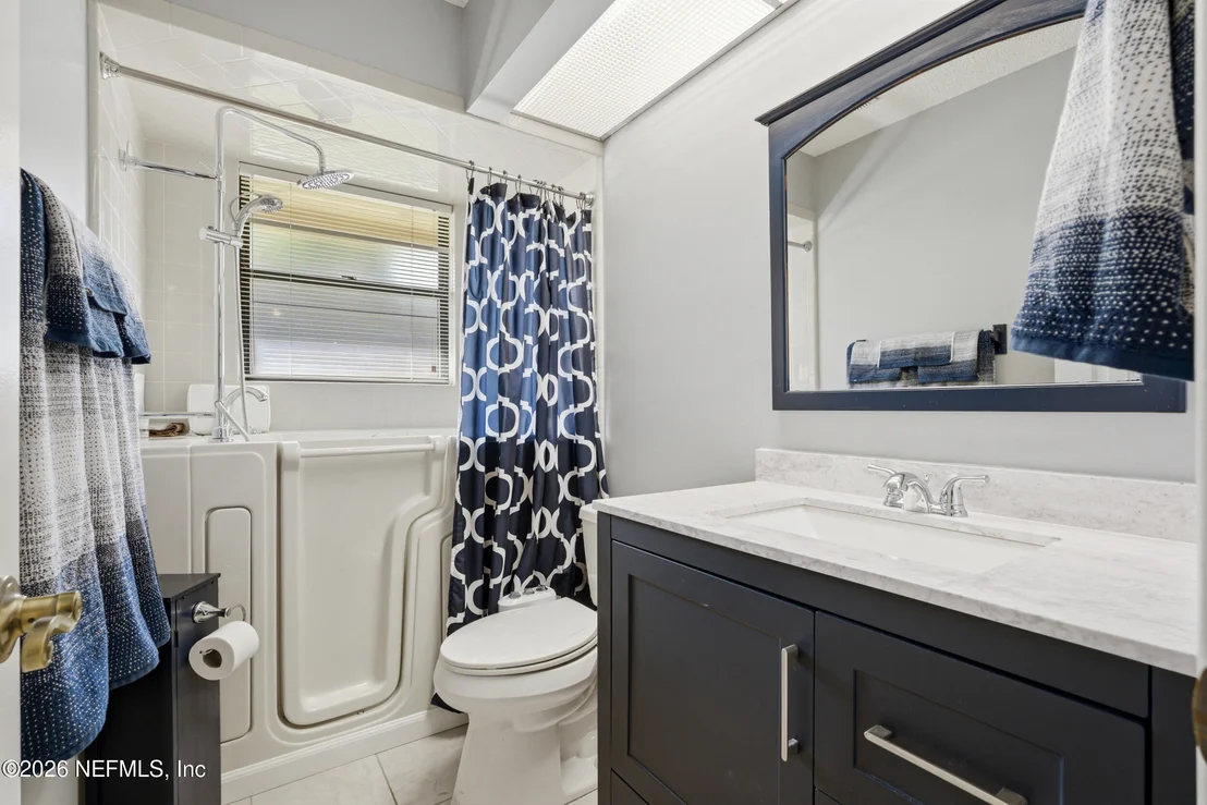 Photo of 752 CAMERON Drive
