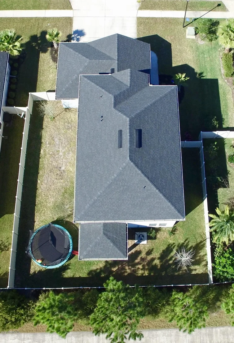 Photo of 35 MERCUTIO Lane