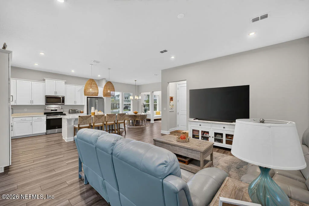 Photo of 160 SILKGRASS Place