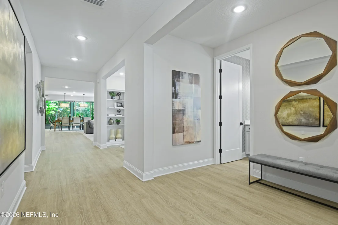 Photo of 47 WHITE TREE Court