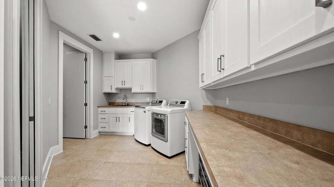Photo of 781 QUEENS HARBOR Boulevard