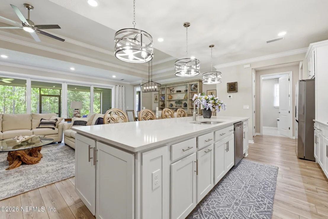 Photo of 10772 TOWN VIEW Drive