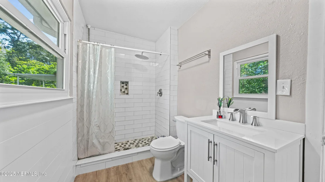 Photo of 1425 DOMAS Drive