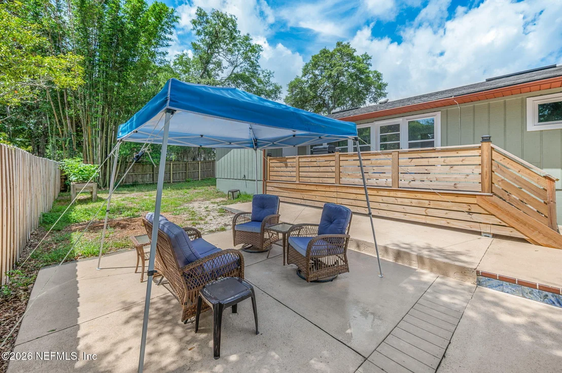 Photo of 507 GENTIAN Road
