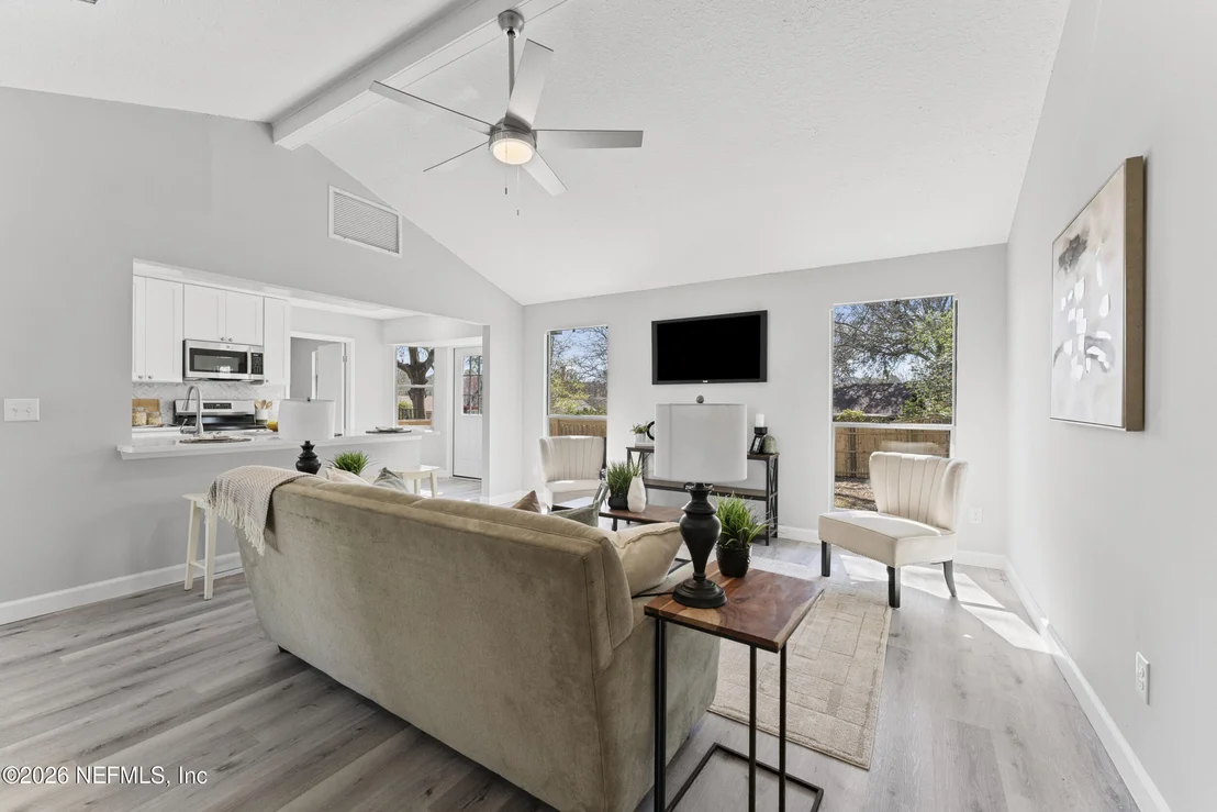 Photo of 11546 BROAD LEAF Drive