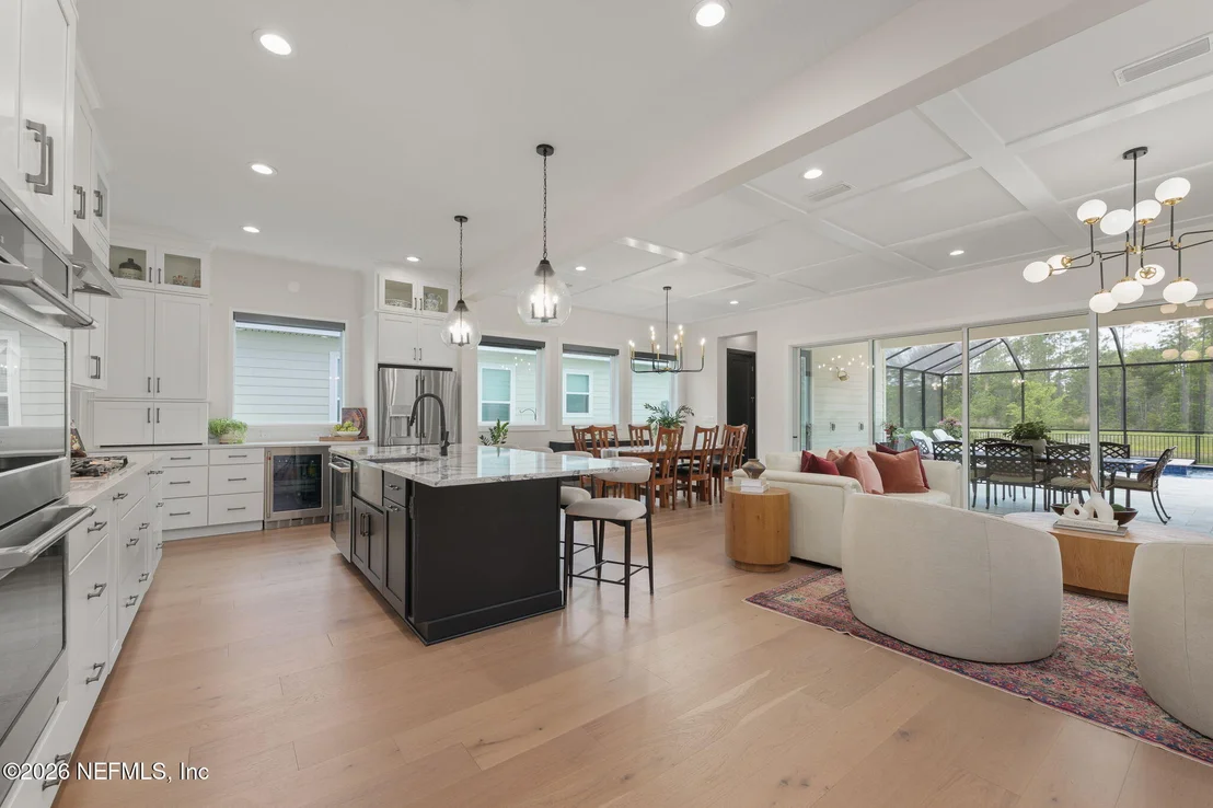 Photo of 95 PALM CREST Drive