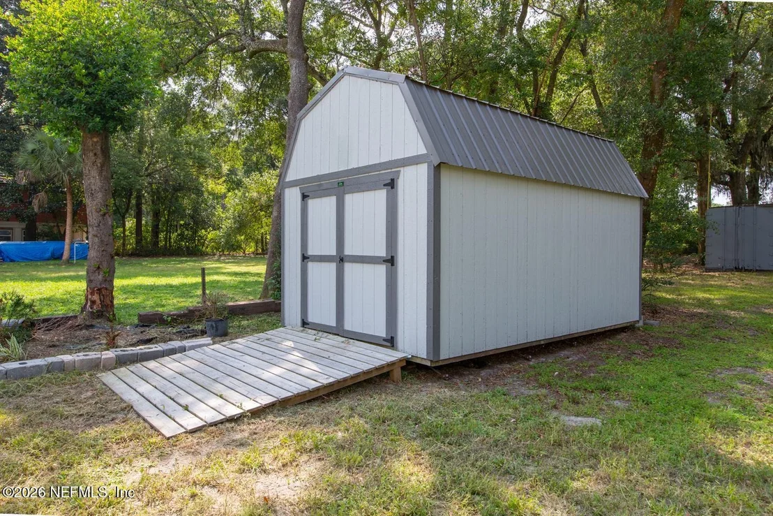 Photo of 9742 CUNNINGHAM Road