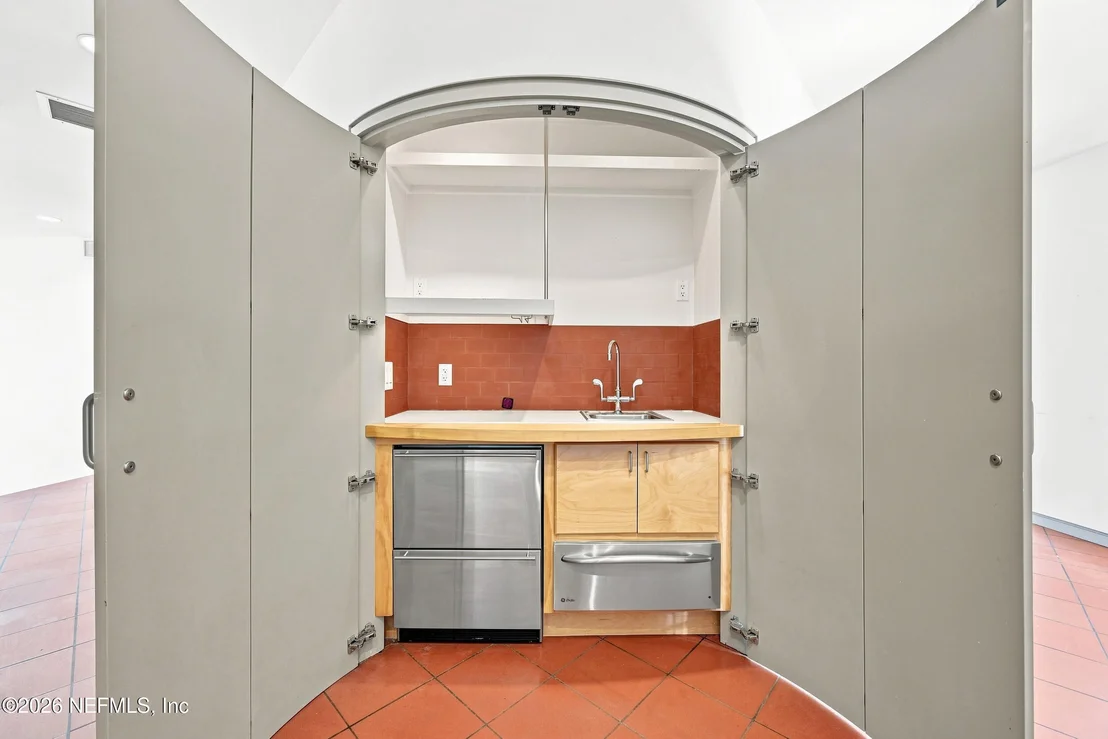 Photo of 715 RIO LINDO Drive