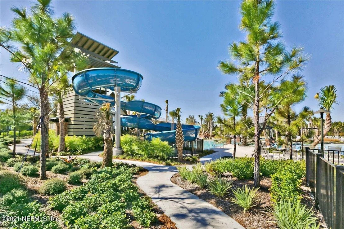 Photo of 105 OAK SHADOW Place