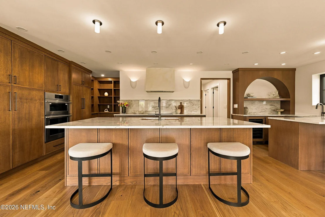 Photo of 714 2ND Street