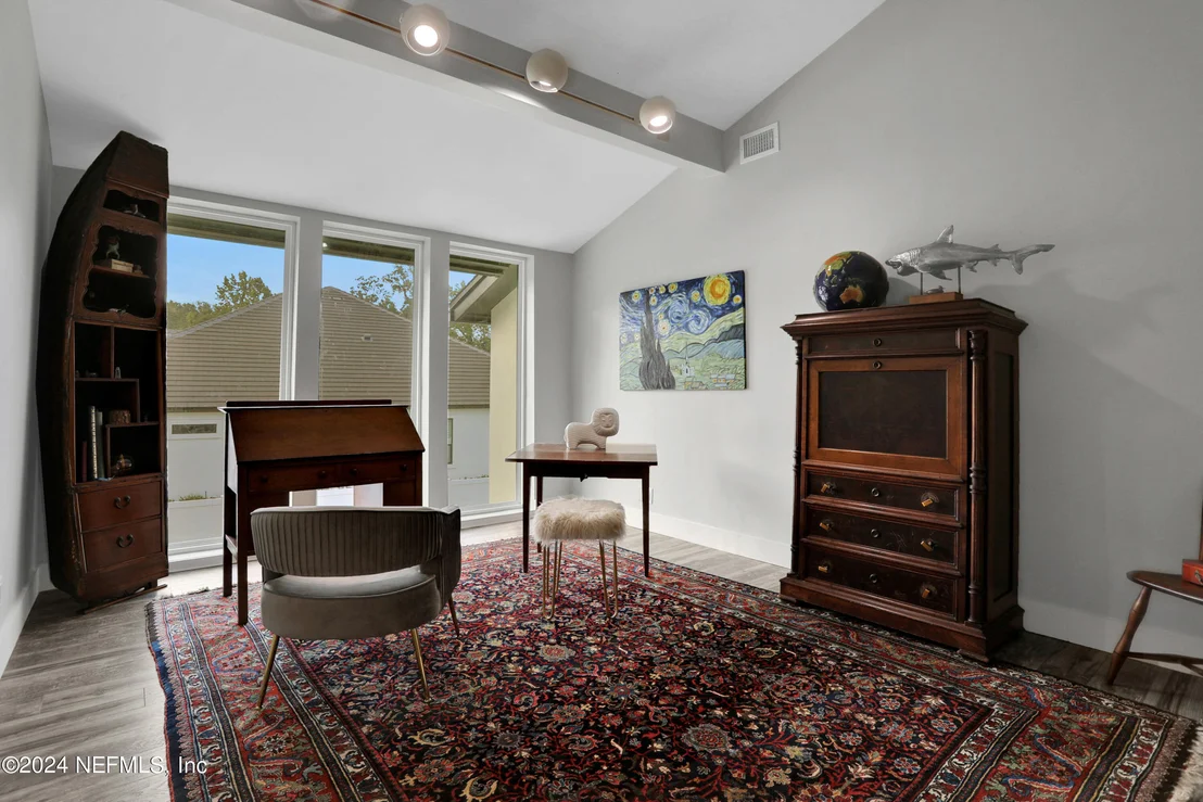Photo of 3647 WESTOVER Road