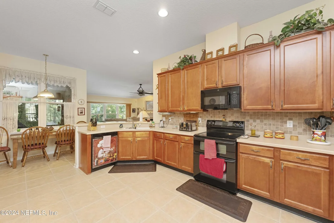 Photo of 12147 CAPTIVA BLUFF Road