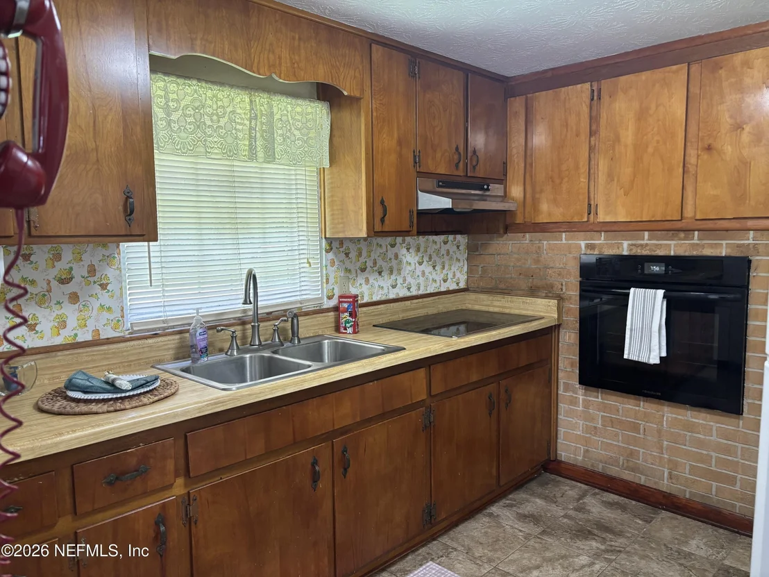Photo of 1644 LESSARD Circle