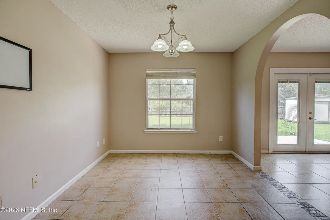 Photo of 7975 MACINNES Drive
