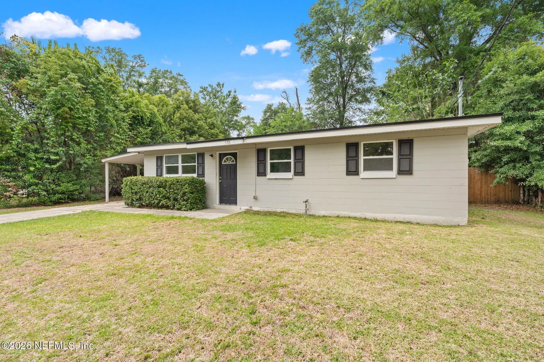 Photo of 6781 TINKERBELL Lane