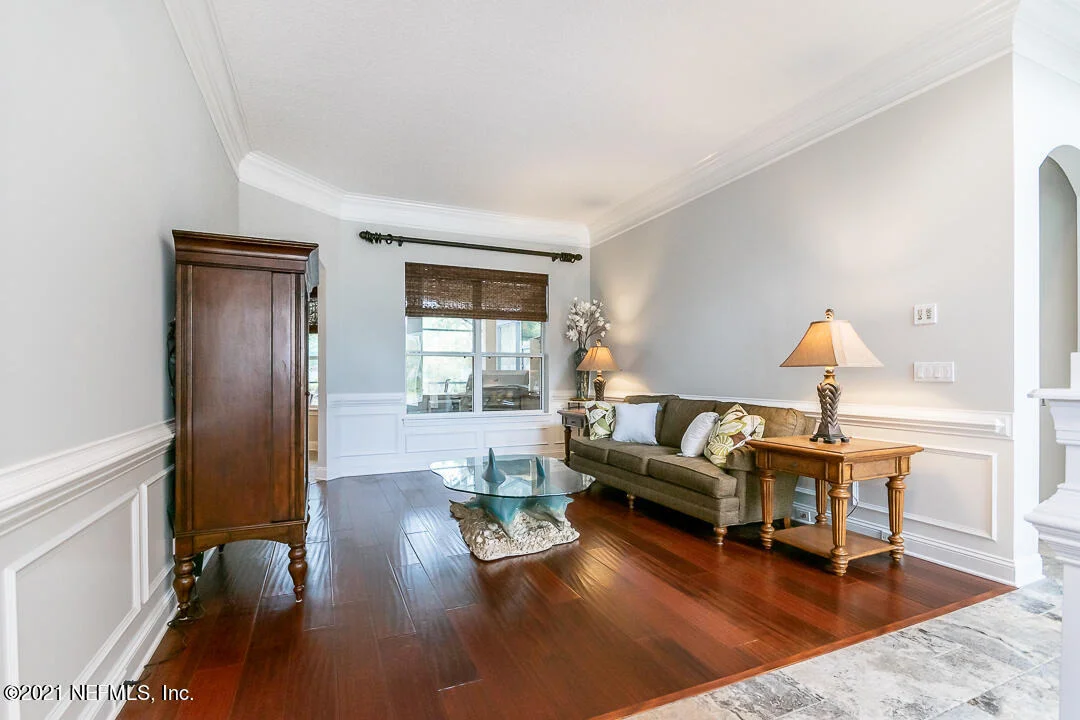 Photo of 492 SEBASTIAN Square