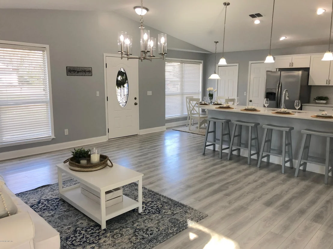 Photo of 1672 SANDY HOLLOW Loop
