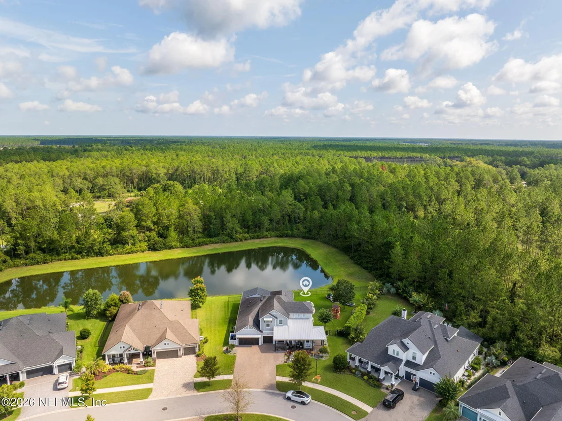 Photo of 681 GLENNEYRE Circle