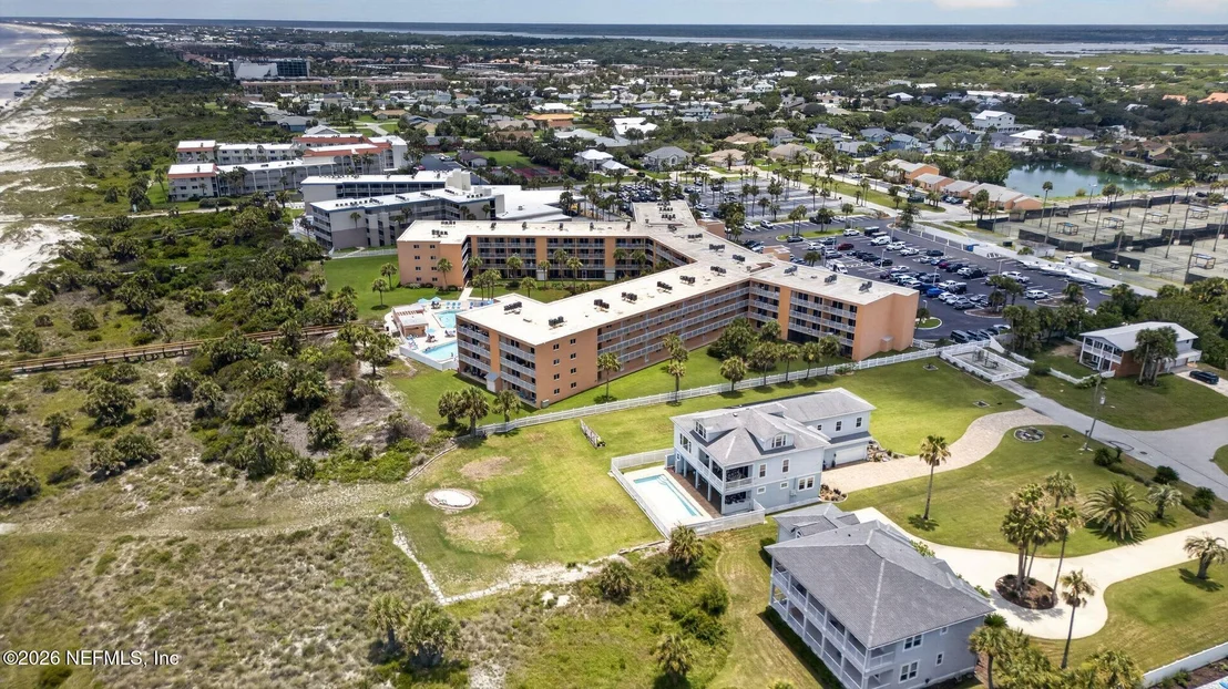 Photo of Unit 319 at 4 OCEAN TRACE Road