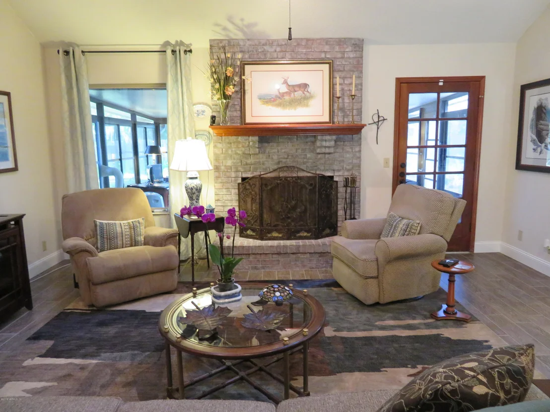 Photo of 1578 RIVERGATE Drive